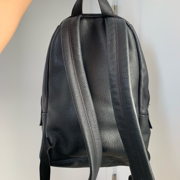 Marc Jacobs genuine leather backpack - Picture 2 of 5